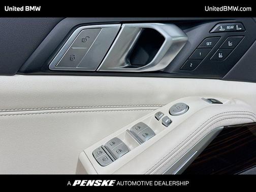 Blue Ridge Mountain Metallic 2026 BMW X7 xDrive40i