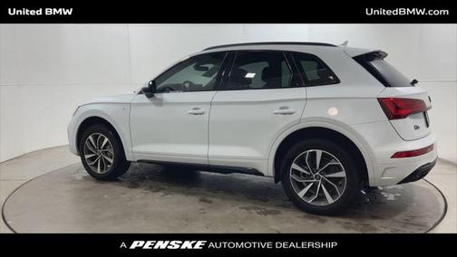 2024 Audi Q5 45 S line Premium