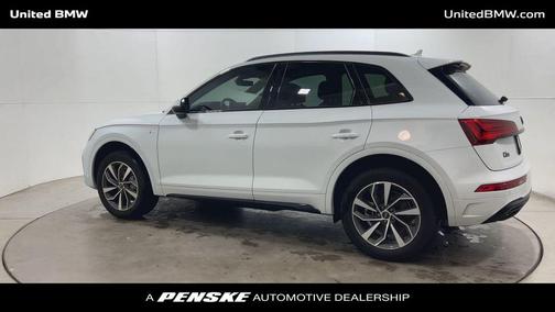 2024 Audi Q5 45 S line Premium