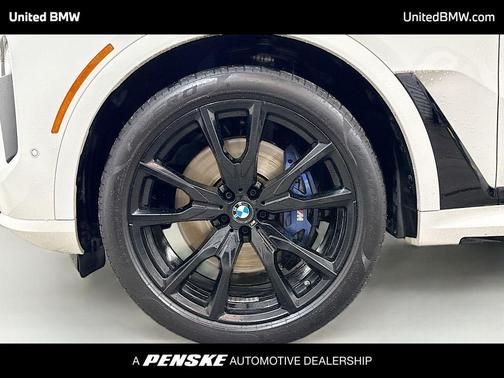 2025 BMW X7 xDrive40i