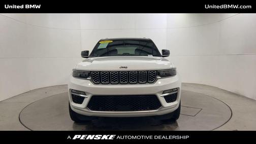 2023 Jeep Grand Cherokee Summit
