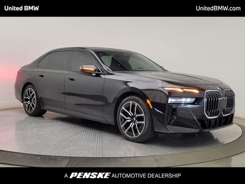 Black Sapphire Metallic 2024 BMW 760 xDrive