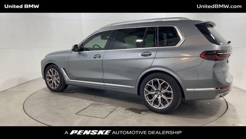 2025 BMW X7 xDrive40i