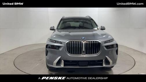 2025 BMW X7 xDrive40i