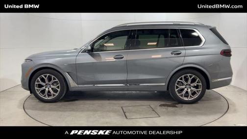 2025 BMW X7 xDrive40i