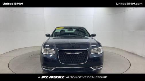 2016 Chrysler 300 Limited
