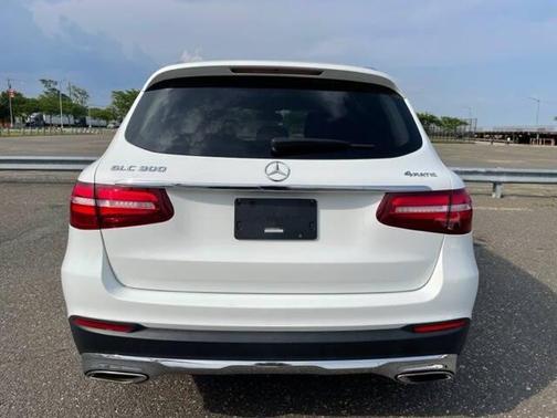 2019 Mercedes-Benz GLC 300 4MATIC