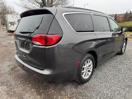 2020 Chrysler Voyager LXI