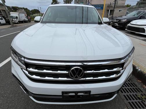 2021 Volkswagen Atlas 3.6L SE w/Technology
