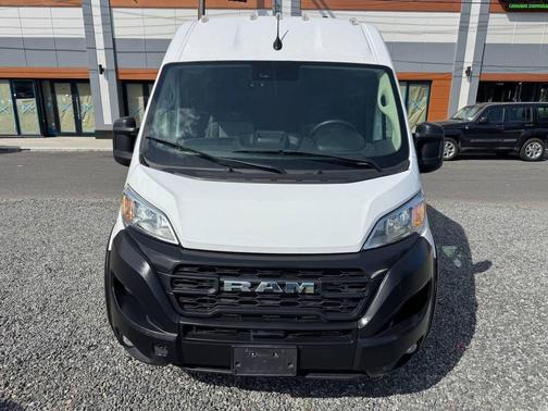 White 2024 RAM ProMaster 2500 Tradesman