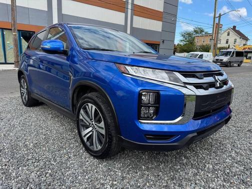 Blue 2024 Mitsubishi Outlander Sport SE