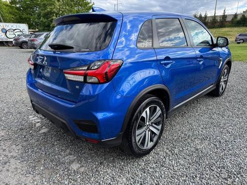 Blue 2024 Mitsubishi Outlander Sport SE