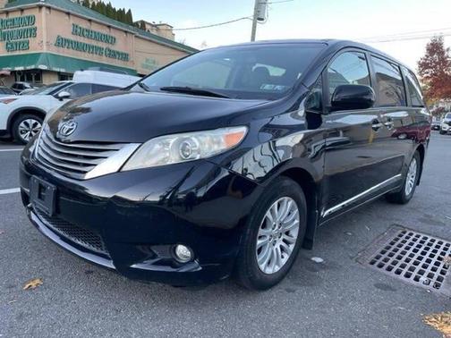 2016 Toyota Sienna XLE