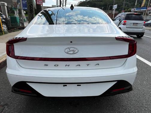 2022 Hyundai SONATA SEL