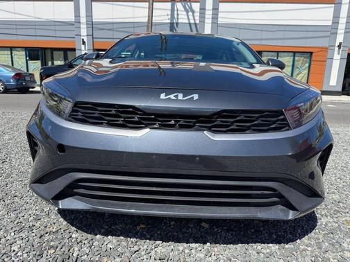 Gray 2023 Kia Forte LXS