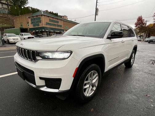 2022 Jeep Grand Cherokee L Laredo