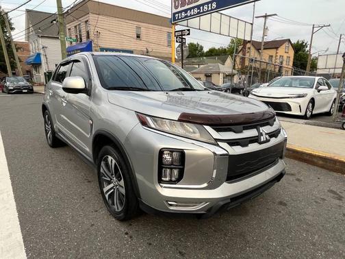 2020 Mitsubishi Outlander Sport SE