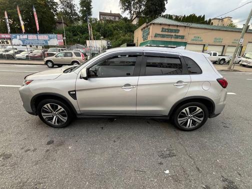 2020 Mitsubishi Outlander Sport SE