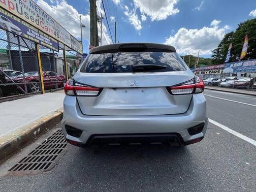 2023 Mitsubishi Outlander Sport SE
