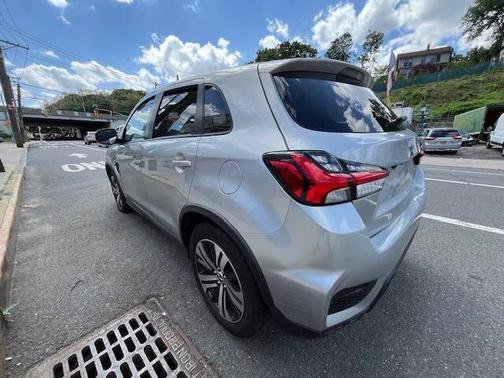 2023 Mitsubishi Outlander Sport SE