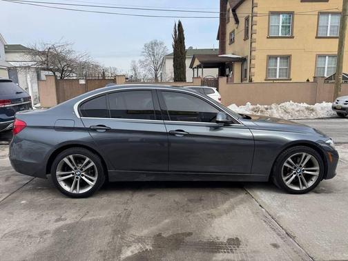 2018 BMW 330 xDrive