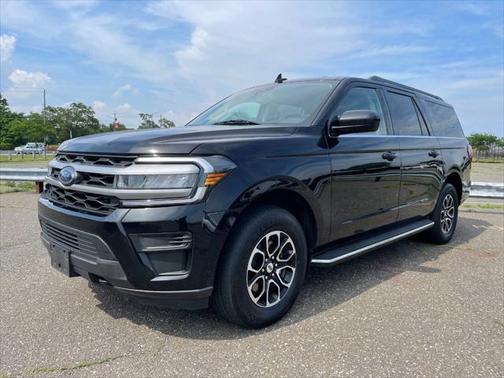 2022 Ford Expedition XLT 4x4 4dr SUV