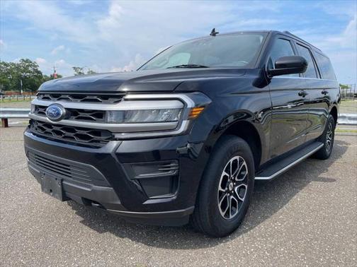 2022 Ford Expedition XLT 4x4 4dr SUV