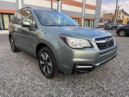 Green 2017 Subaru Forester 2.5i Premium