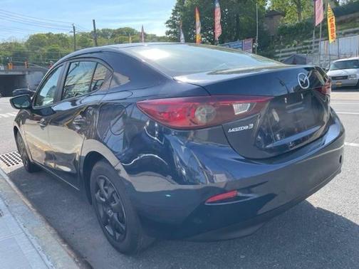 2015 Mazda Mazda3 i Sport