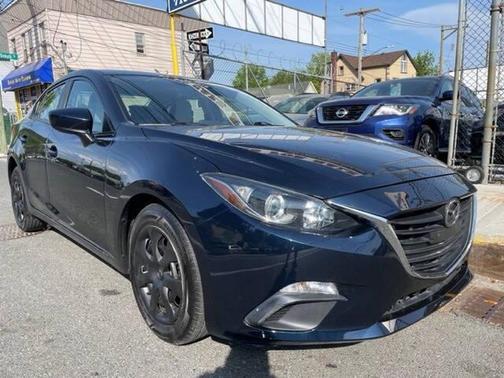 2015 Mazda Mazda3 i Sport