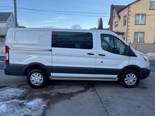 2017 Ford Transit-250 Base