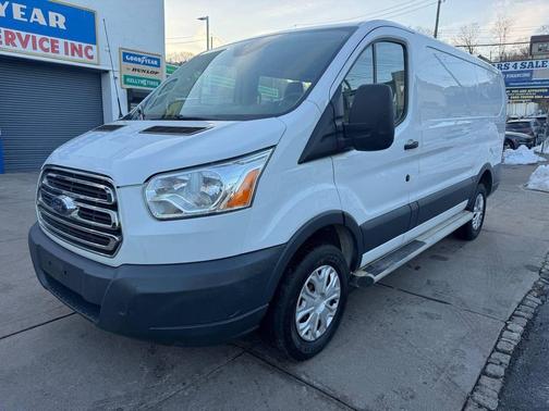 2017 Ford Transit-250 Base