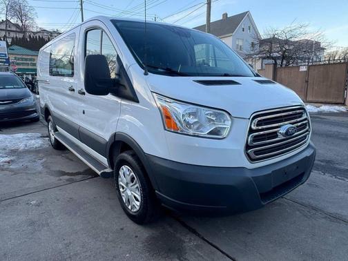 2017 Ford Transit-250 Base