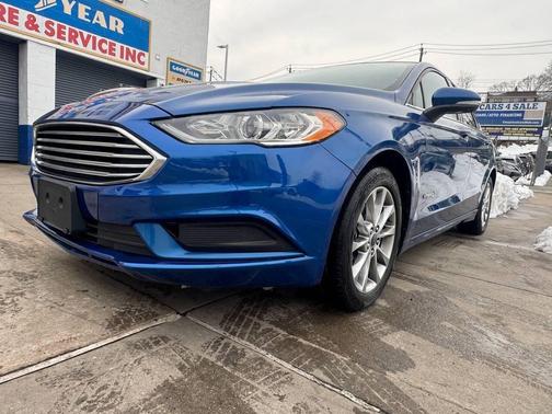2017 Ford Fusion Hybrid SE