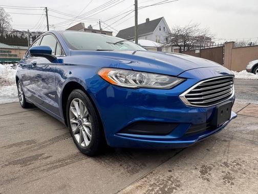 2017 Ford Fusion Hybrid SE