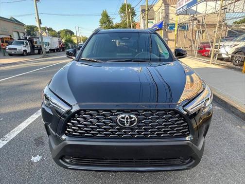 2025 Toyota Corolla Cross LE