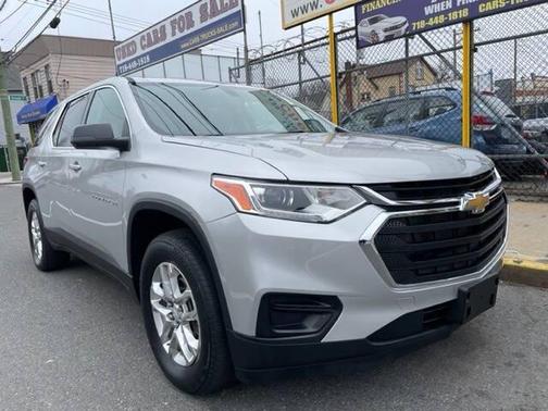 2021 Chevrolet Traverse LS