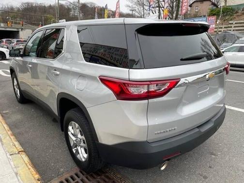 2021 Chevrolet Traverse LS