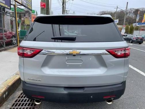 2021 Chevrolet Traverse LS