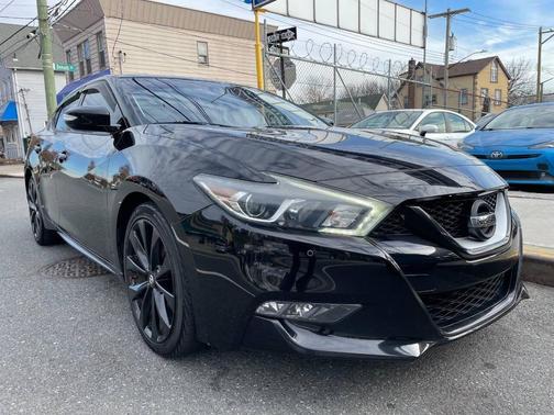 2017 Nissan Maxima 3.5 SR