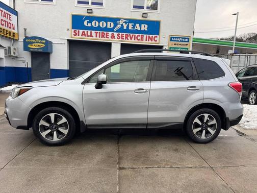 2017 Subaru Forester 2.5i Limited