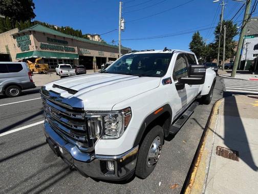 2022 GMC Sierra 3500 SLE
