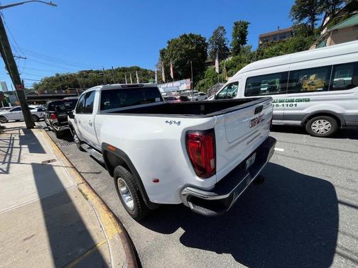 2022 GMC Sierra 3500 SLE