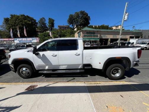 2022 GMC Sierra 3500 SLE