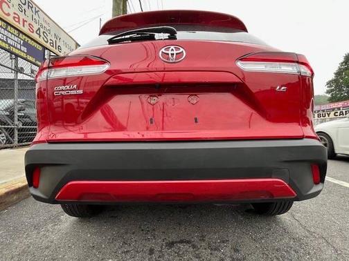 2024 Toyota Corolla Cross LE