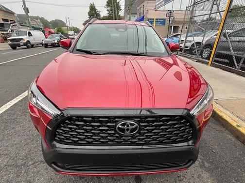 2024 Toyota Corolla Cross LE