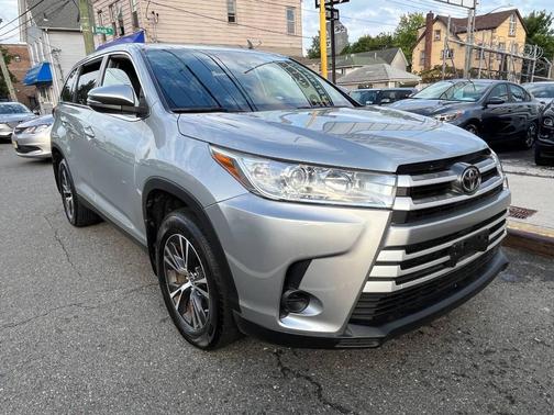 2019 Toyota Highlander LE Plus