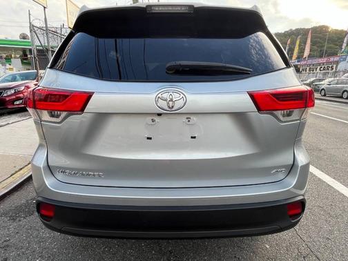 2019 Toyota Highlander LE Plus