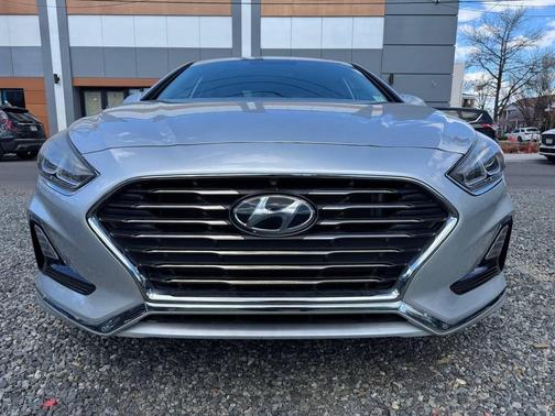 Silver 2019 Hyundai SONATA SE