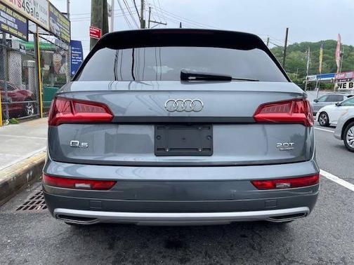 2018 Audi Q5 2.0T Premium Plus